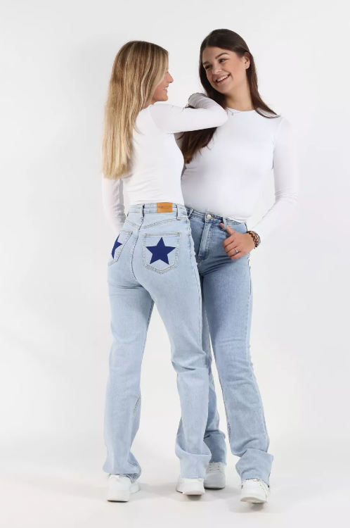 Classic High-Rise Star Jeans