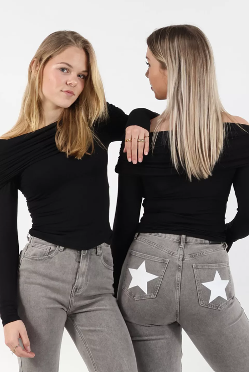 Classic High-Rise Star Jeans