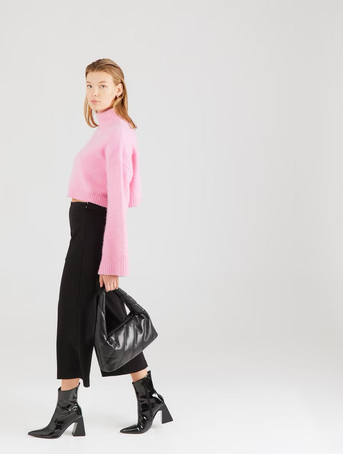 Relaxed Straight Leg Jeans